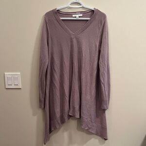 Larry Levine V-Neck Asymmetrical Hem Sweater - Purple